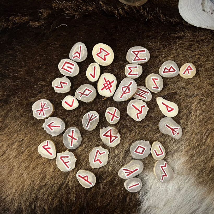 Rune Reading